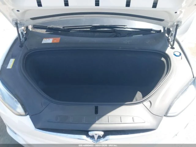 Tesla Model X 90D, снимка 10 - Автомобили и джипове - 55107173
