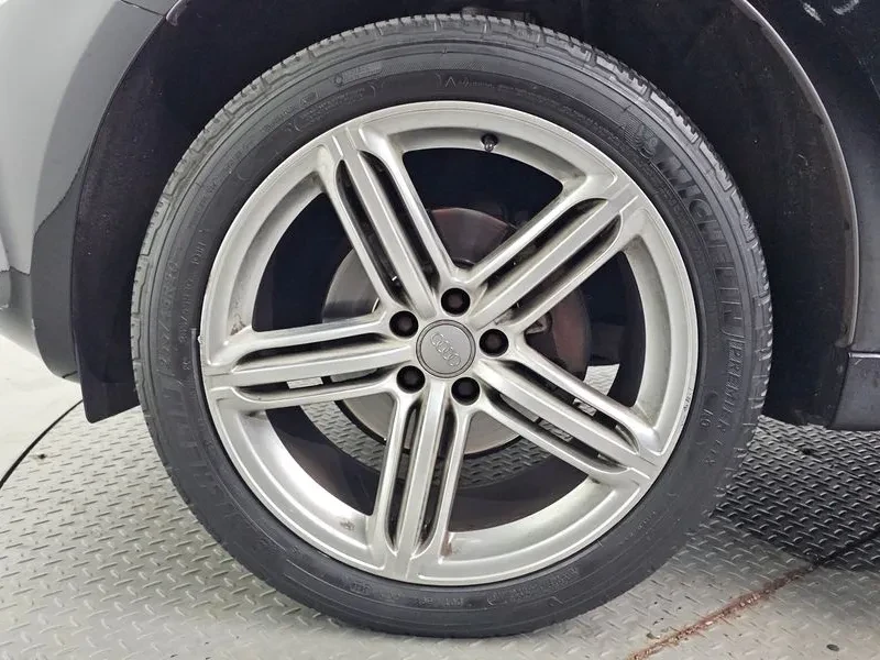Audi Q5 3.2 FSI Quattro, снимка 5 - Автомобили и джипове - 55129969