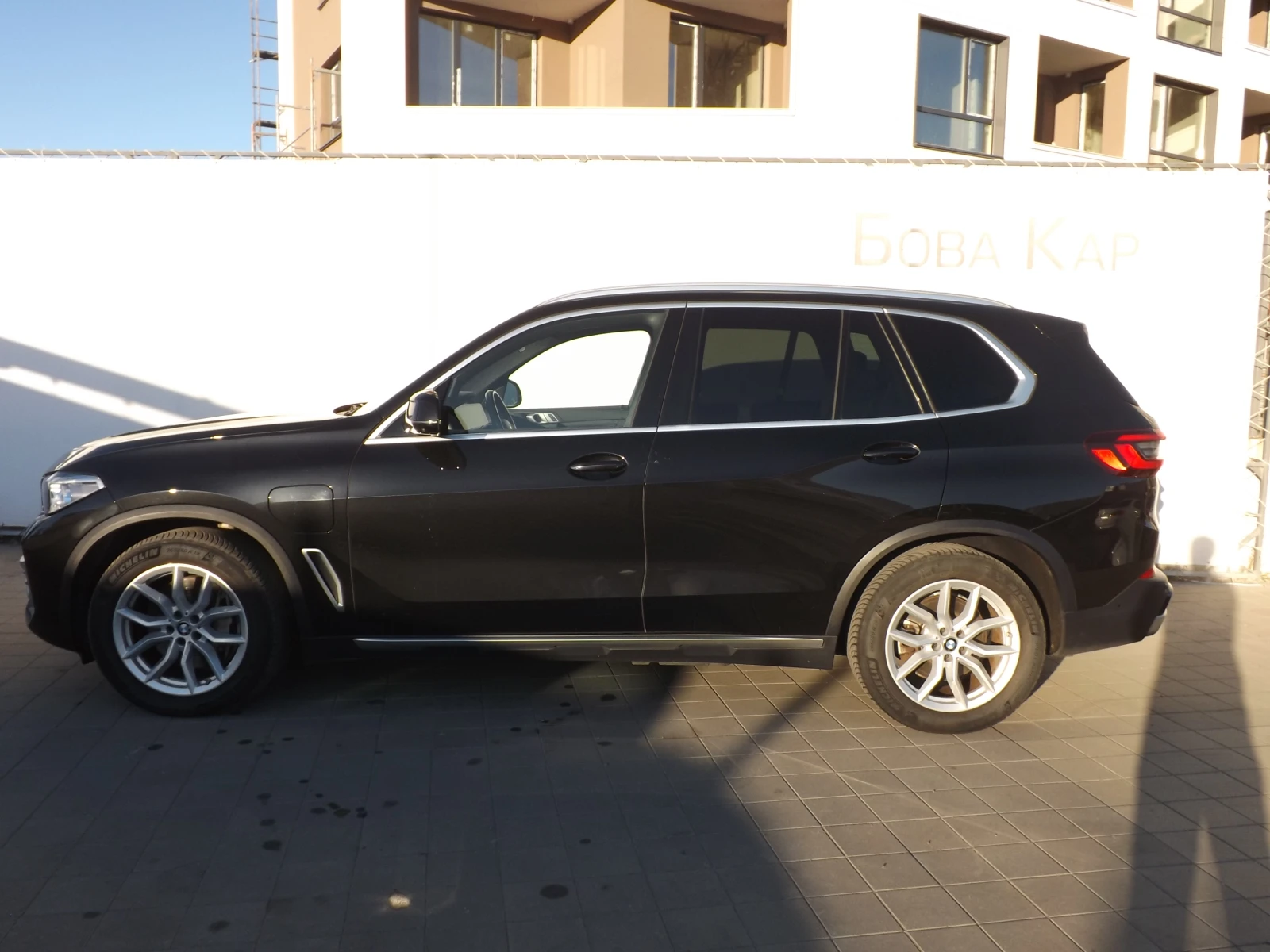 BMW X5 45e xDrive - изображение 9