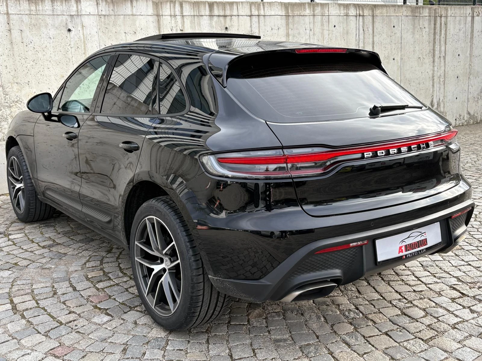 Porsche Macan ACC/NAVI/PANO/360  Удължена гаранция!!! - изображение 3