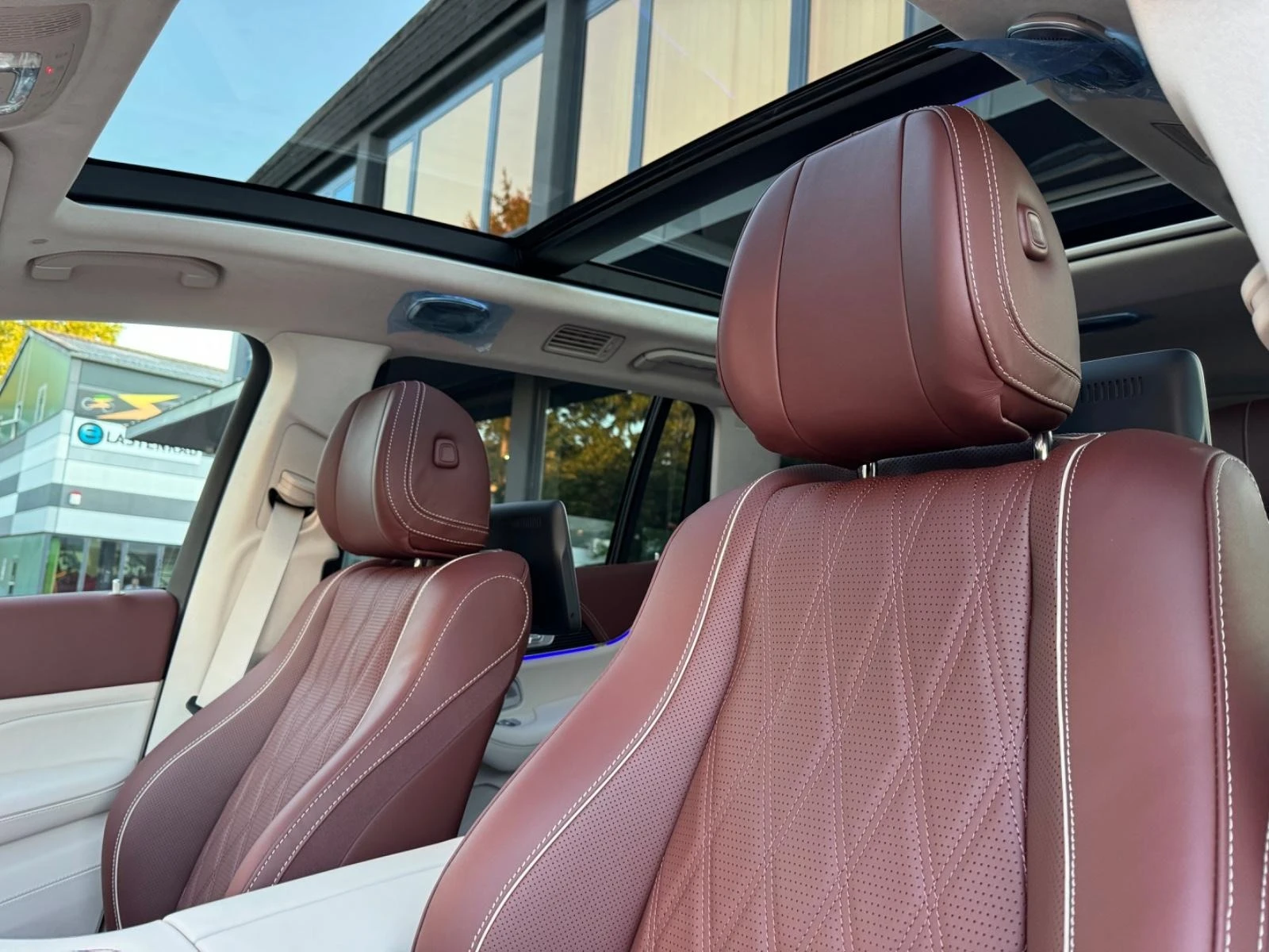 Mercedes-Benz GLS 600 MAYBACH/E-ACTIVE BODY/DESIGNO/EXCLUSIV/BURM 4D/23/ - изображение 8