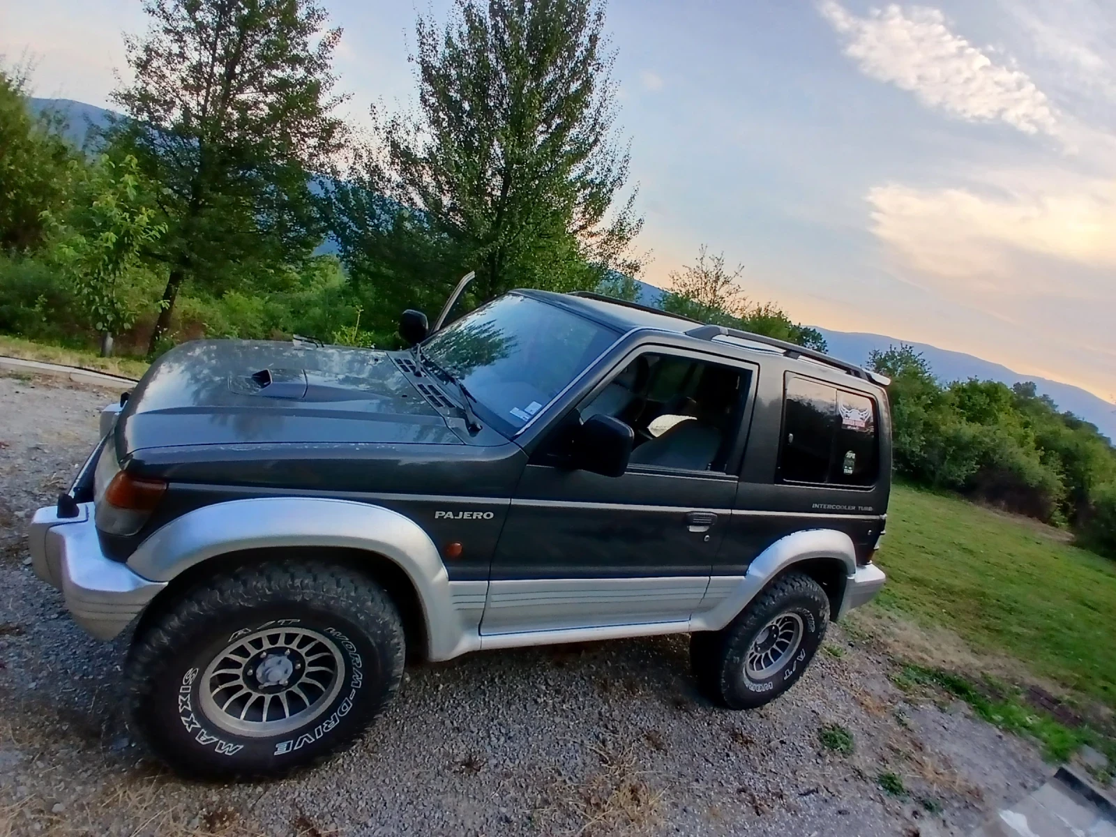 Mitsubishi Pajero 1.9 TDI (НАПЪЛНО ИЗРЯДЕН) - изображение 3
