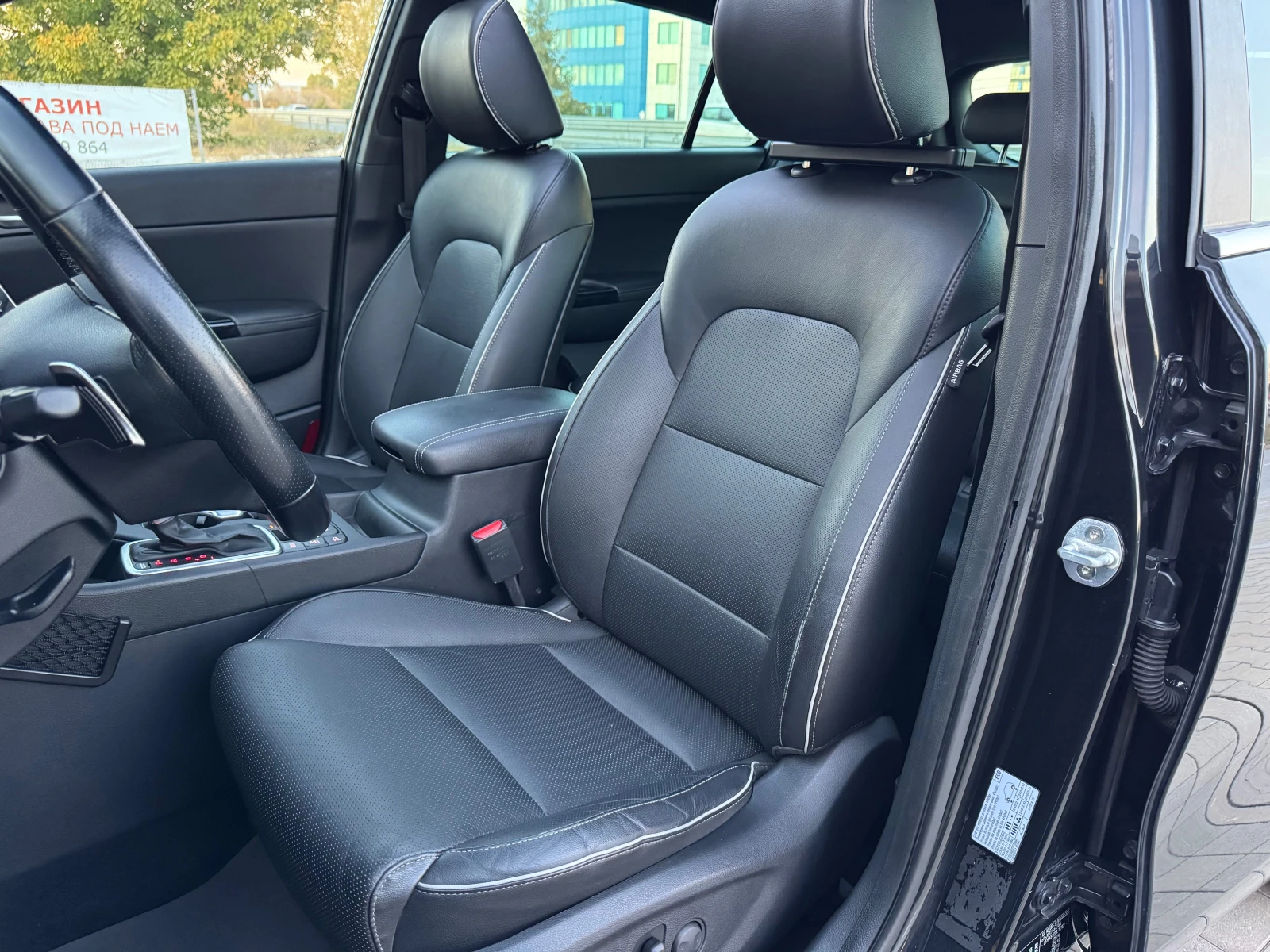 Kia Sportage GT-LINE-4X4-ПАНОРАМА-КАМЕРА-ПАМЕТ-JBL-LANE-ASIST- - изображение 10