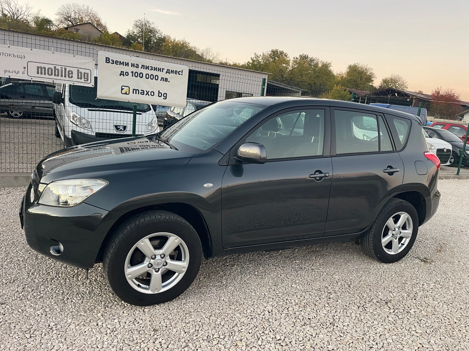 Toyota Rav4 2.2D4D - изображение 7