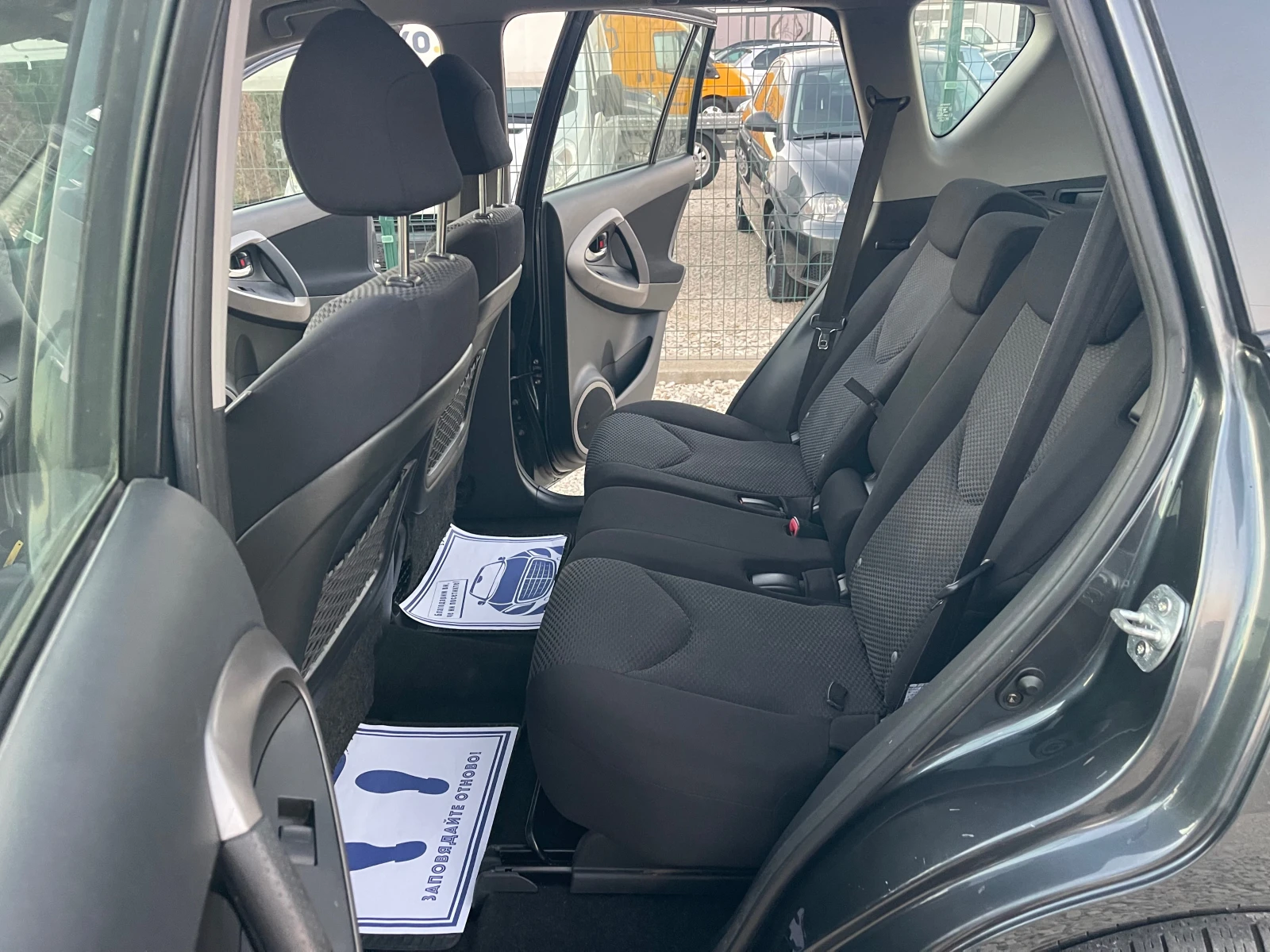 Toyota Rav4 2.2D4D - изображение 9