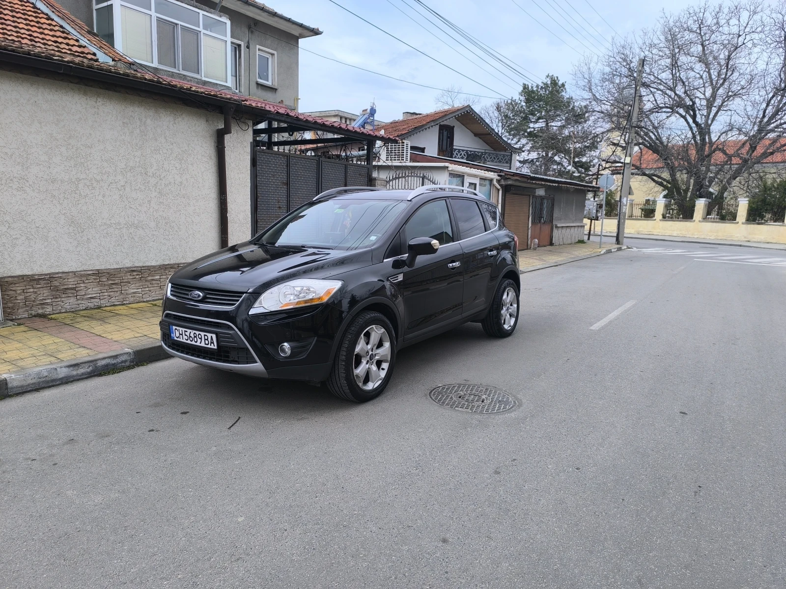 Ford Kuga 2.0 TDCI 4x4/TITANIUM/AVTOMAT/, снимка 2 - Автомобили и джипове - 53924351