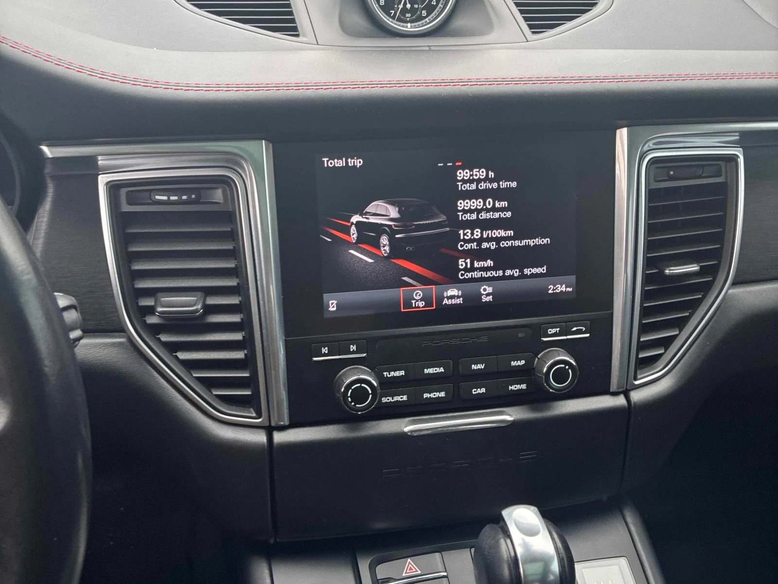 Porsche Macan GTS* Панорама* Задна камера* Подгрев* Въздушно* , снимка 8 - Автомобили и джипове - 54114040