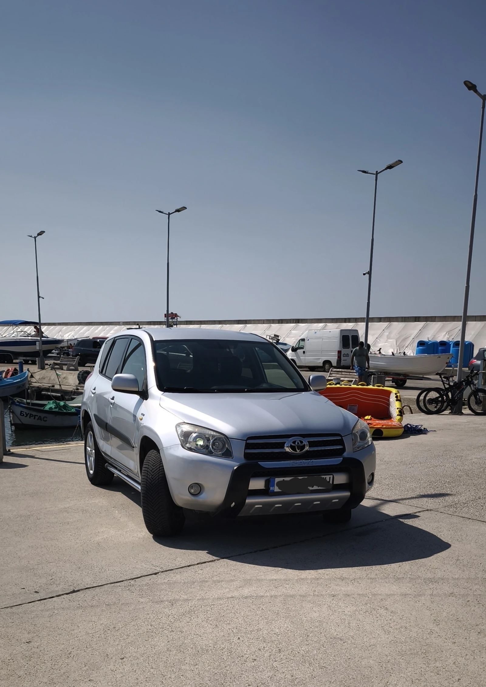 Toyota Rav4 2.2, снимка 5 - Автомобили и джипове - 55792410