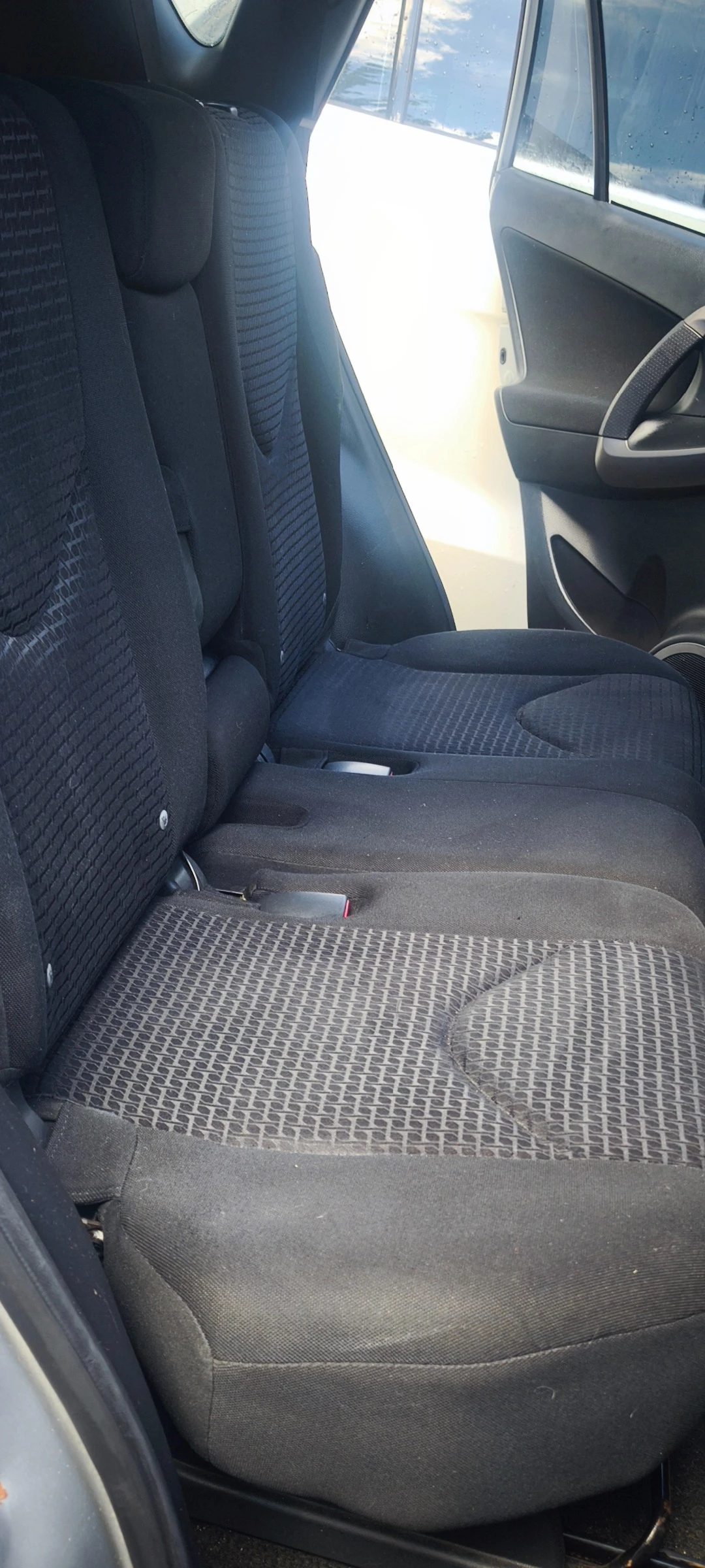 Toyota Rav4 2.2, снимка 11 - Автомобили и джипове - 55792410