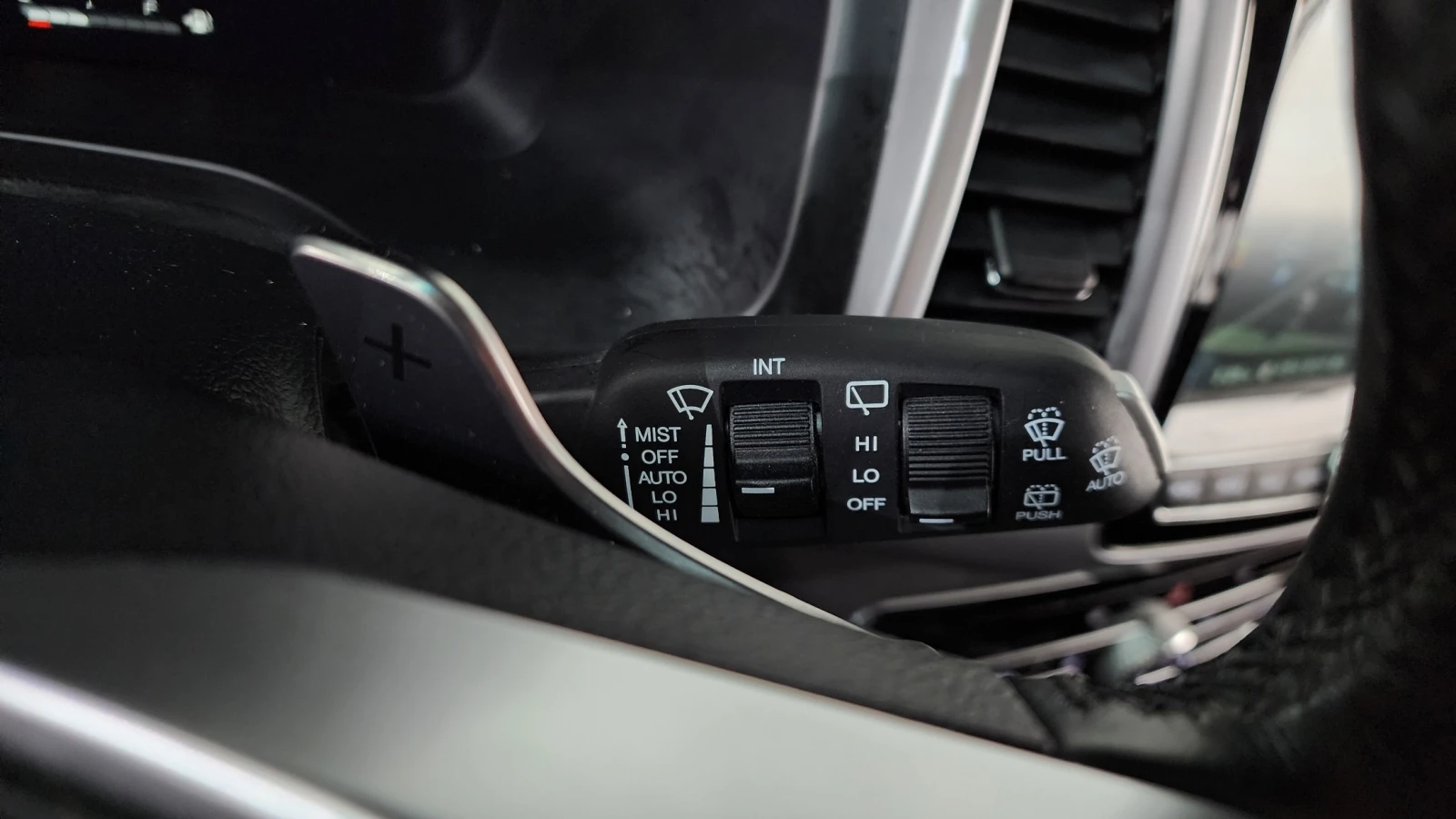 SsangYong Rexton 2.2 Diesel / Luxury, снимка 13 - Автомобили и джипове - 56660165
