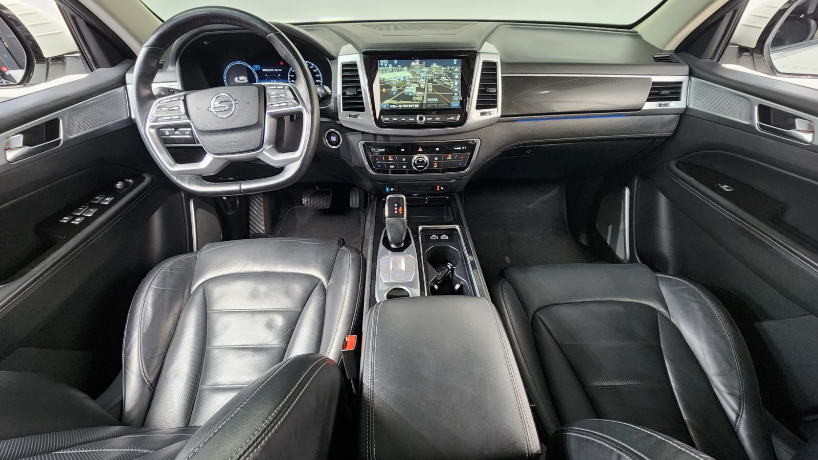 SsangYong Rexton 2.2 Diesel / Luxury, снимка 9 - Автомобили и джипове - 56660165