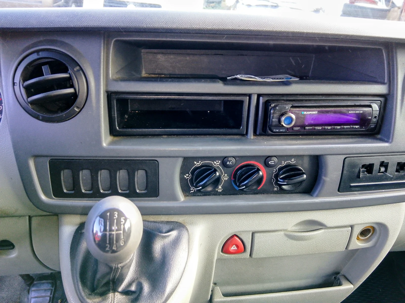 Renault Master 2.5DCI-120H.P.-6-СКОРОСТИ-КЛИМАТИК-ОБСЛУЖЕН - изображение 10