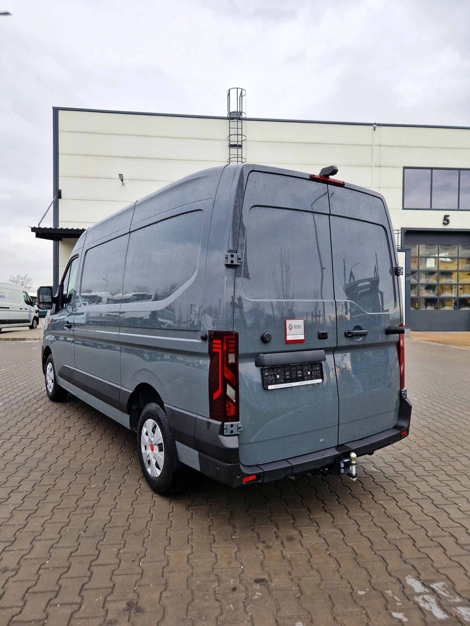 Renault Master RED EDITION * L2H2* * НЕРАЗЛИЧИМ ОТ НОВ*  - изображение 6