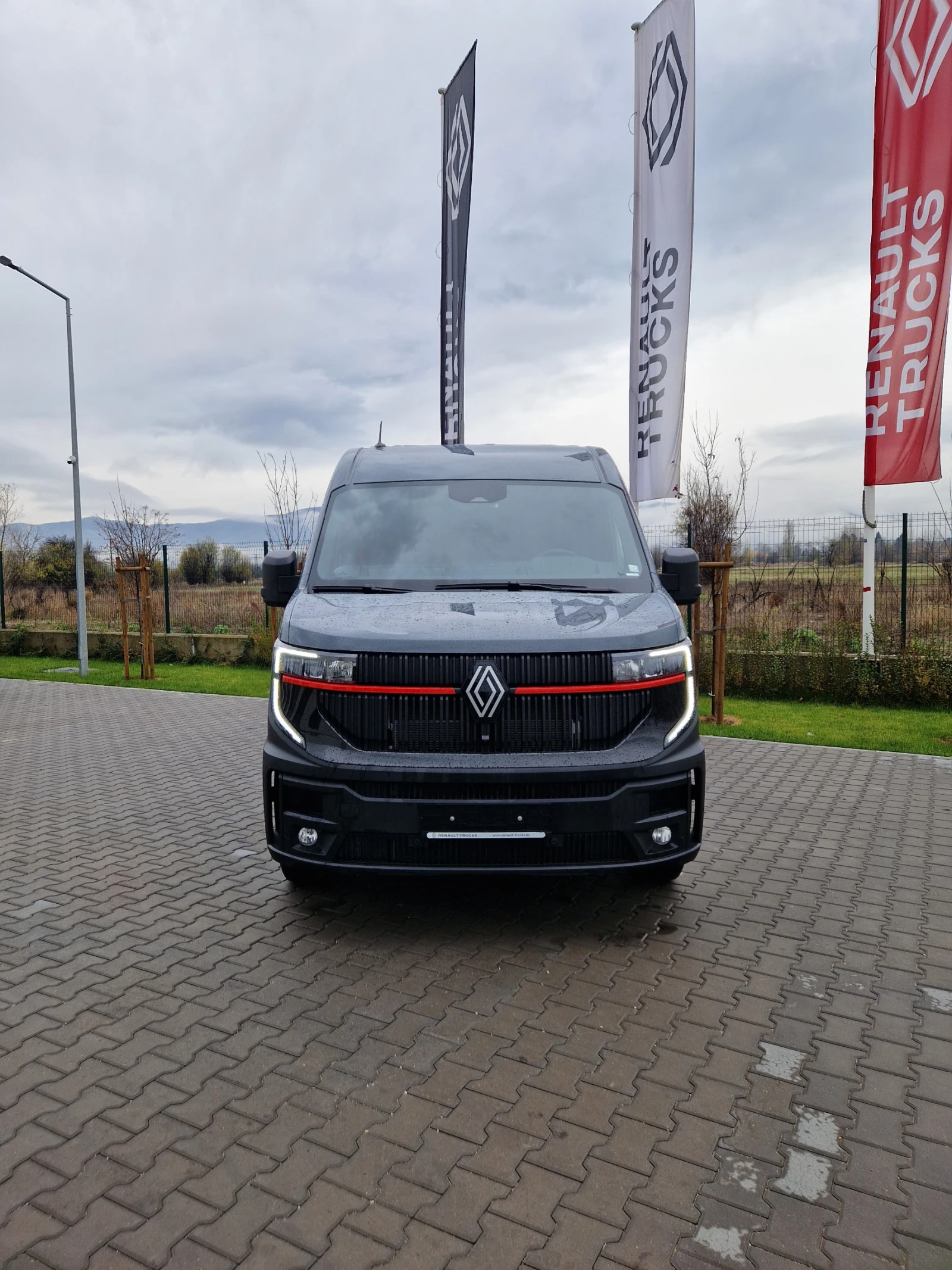 Renault Master RED EDITION * L2H2* * НЕРАЗЛИЧИМ ОТ НОВ*  - изображение 2