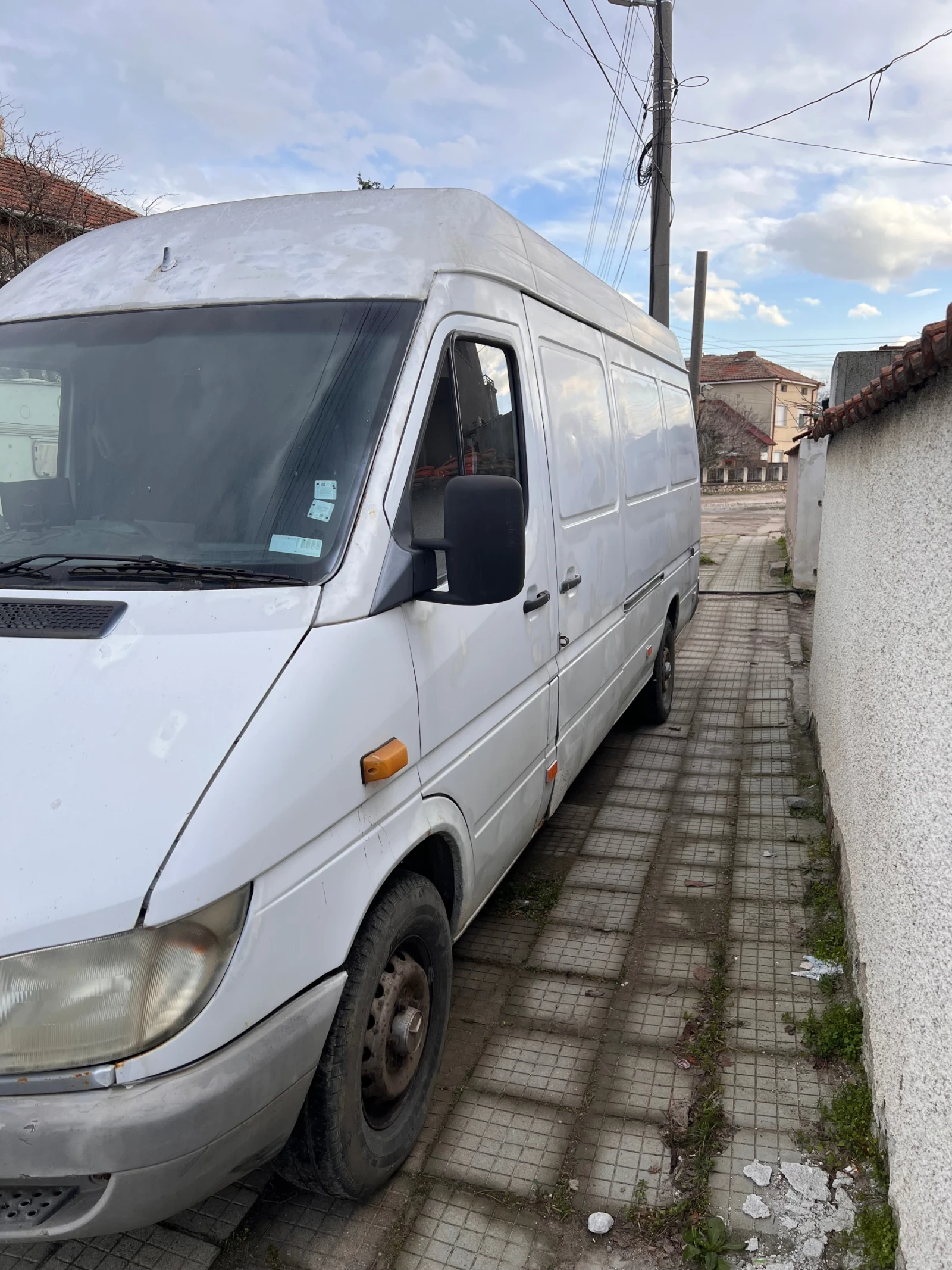 Mercedes-Benz 313  - изображение 8