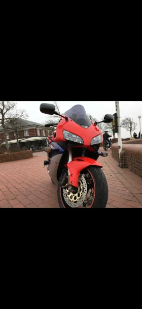 Обява за продажба на Honda Cbr Sc57 ~8 000 лв. - изображение 1