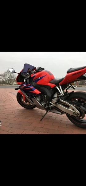 Обява за продажба на Honda Cbr Sc57 ~8 000 лв. - изображение 1