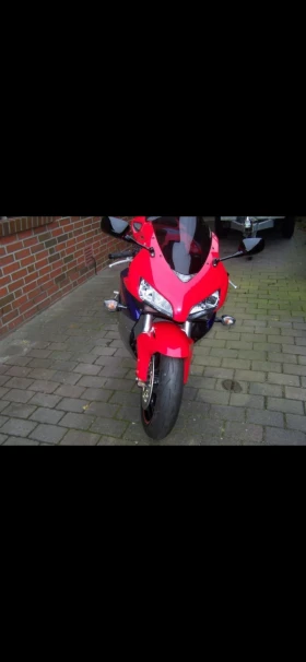Обява за продажба на Honda Cbr Sc57 ~8 000 лв. - изображение 4