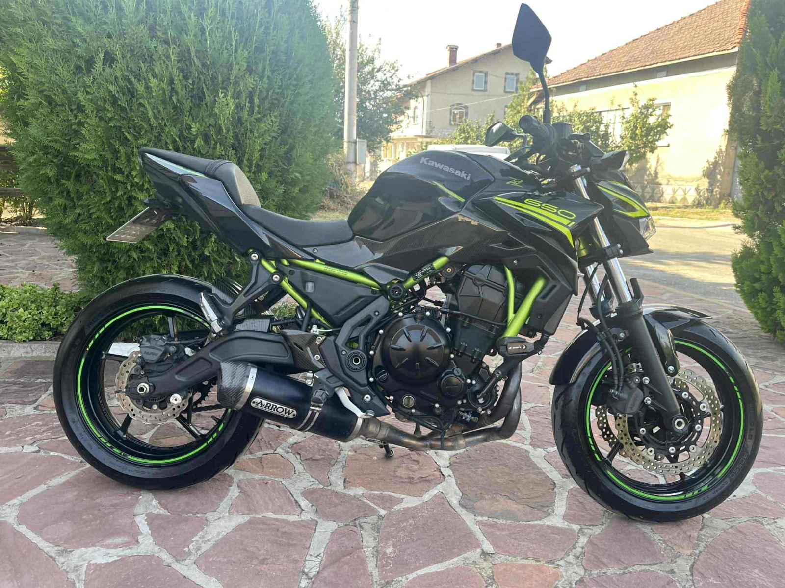 Kawasaki Z 650, снимка 3 - Мотоциклети и мототехника - 54257626
