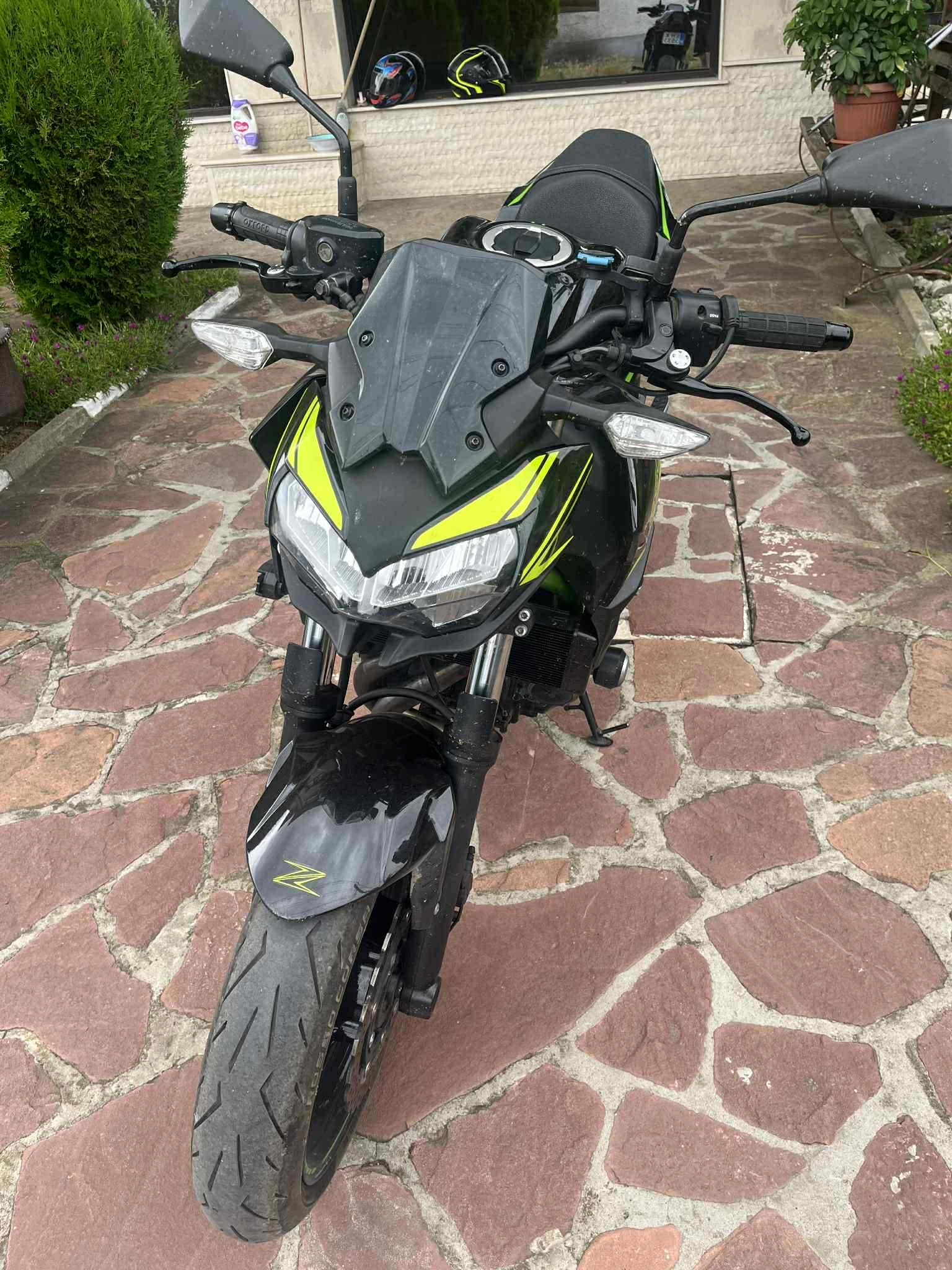 Kawasaki Z 650, снимка 4 - Мотоциклети и мототехника - 54257626