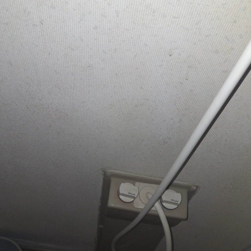 Каравана Swift Spektrum 419 - 6.3 м., снимка 8 - Каравани и кемпери - 51427816