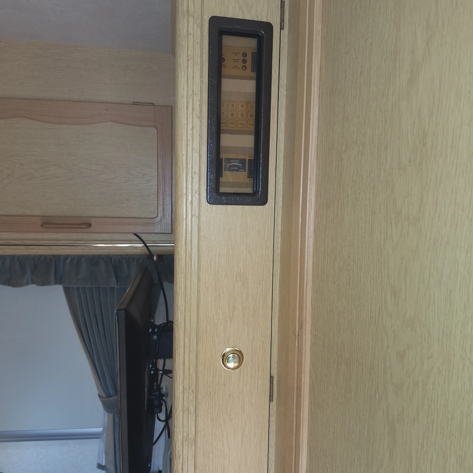  Swift Spektrum 419 - 6.3 . | Mobile.bg   13