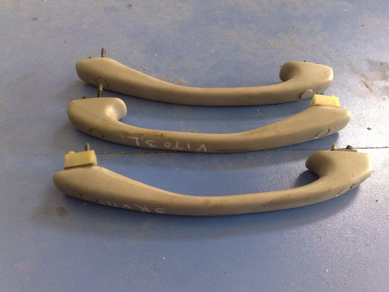 Вътрешна дръжка за Мерцедес Вито 02г.