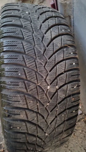 Гуми с джанти Lassa 205/55R16, снимка 2 - Гуми и джанти - 47693099