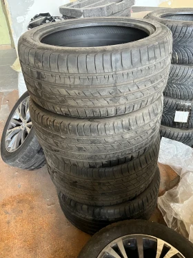 Гуми Летни 275/40R20, снимка 4 - Гуми и джанти - 53596918
