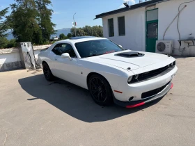 Dodge Challenger 6.4 Scat Pack, снимка 1