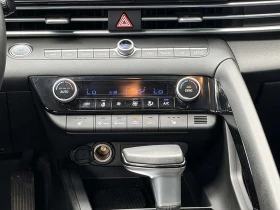 Hyundai Elantra Luxury DCT, снимка 15