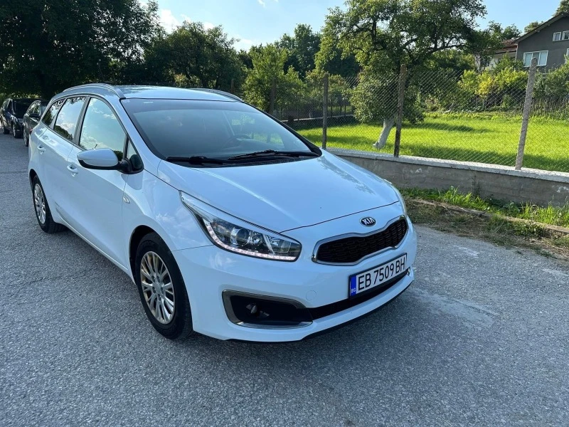 Kia Ceed GDI, снимка 3 - Автомобили и джипове - 45034935