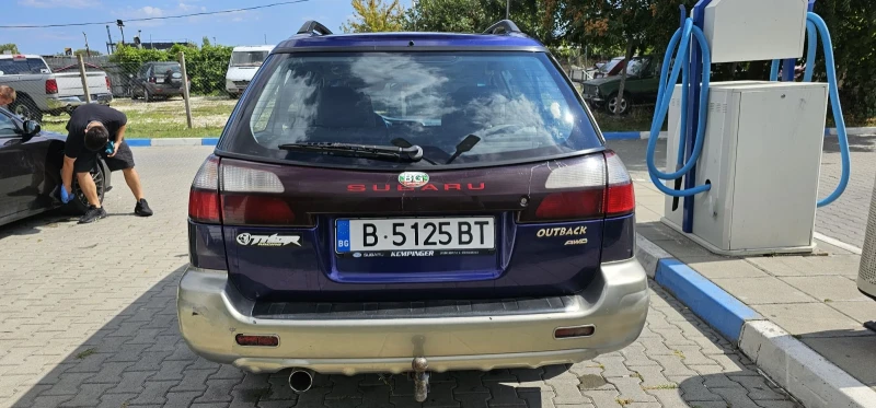 Subaru Outback Газ, бензин, снимка 4 - Автомобили и джипове - 47219704