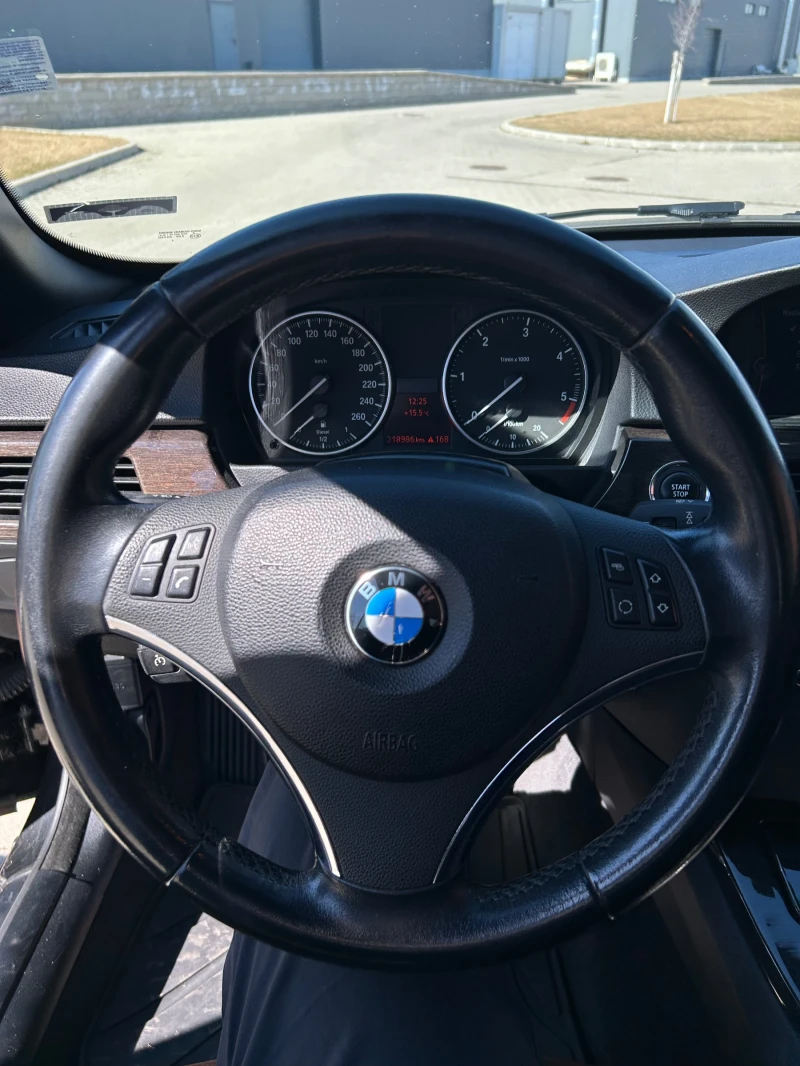 BMW 320 Cabrio Facelift, снимка 10 - Автомобили и джипове - 49411651