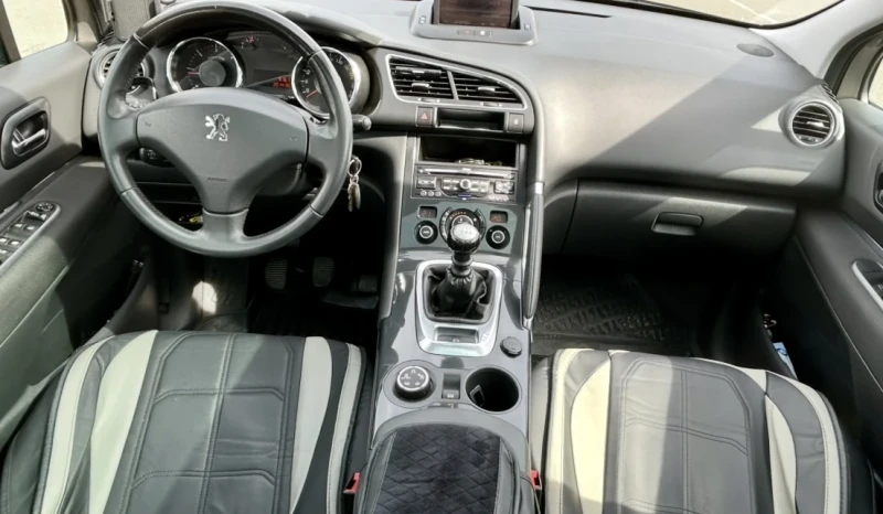 Peugeot 3008, снимка 9 - Автомобили и джипове - 49608519