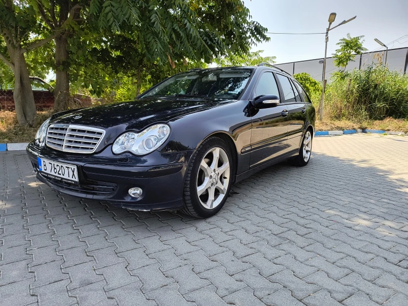 Mercedes-Benz C 180, снимка 5 - Автомобили и джипове - 51302156
