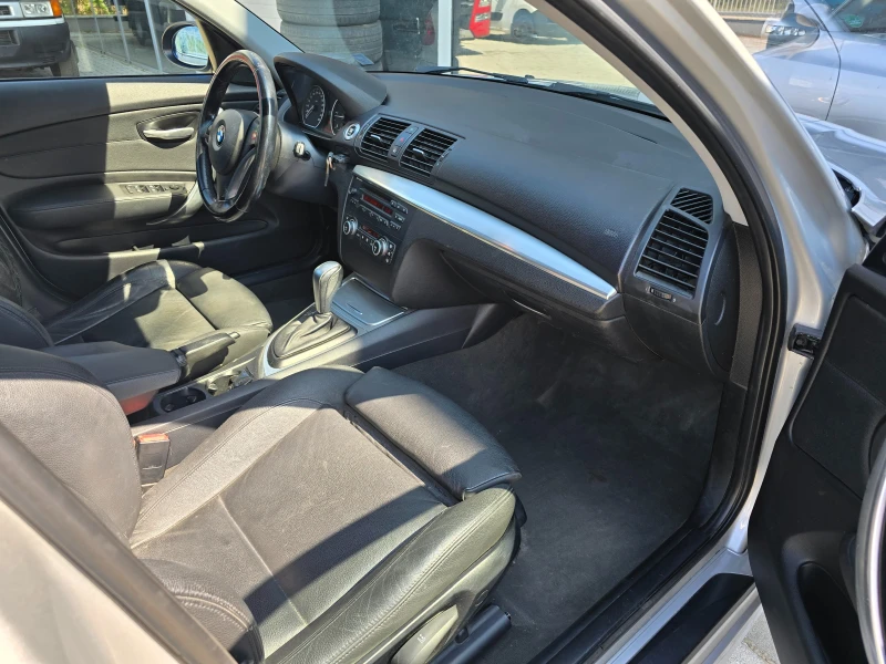 BMW 120 Автоматик !!, снимка 12 - Автомобили и джипове - 52322578