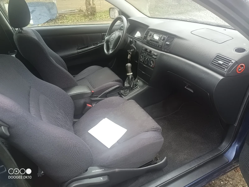 Toyota Corolla, снимка 3 - Автомобили и джипове - 52589147