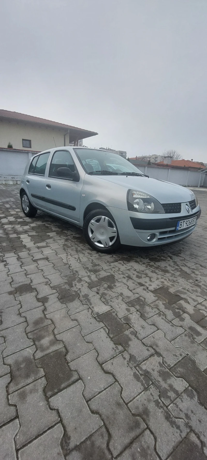 Renault Clio, снимка 2 - Автомобили и джипове - 52790034