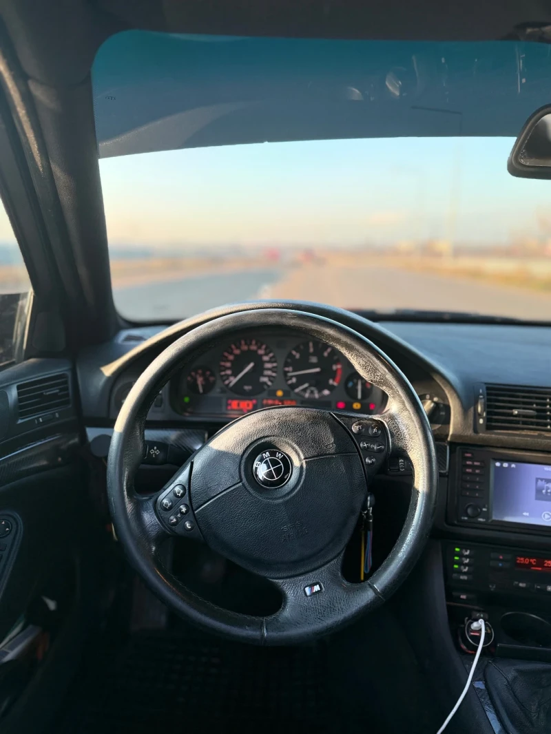 BMW 525 Tds, снимка 11 - Автомобили и джипове - 52913724