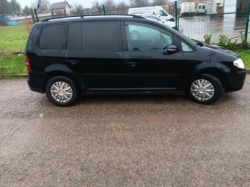 VW Touran, снимка 3 - Автомобили и джипове - 53014948
