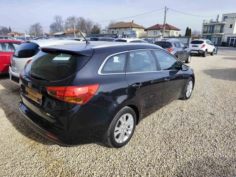 Kia Ceed 1.6-GTI-128, снимка 4 - Автомобили и джипове - 53082409