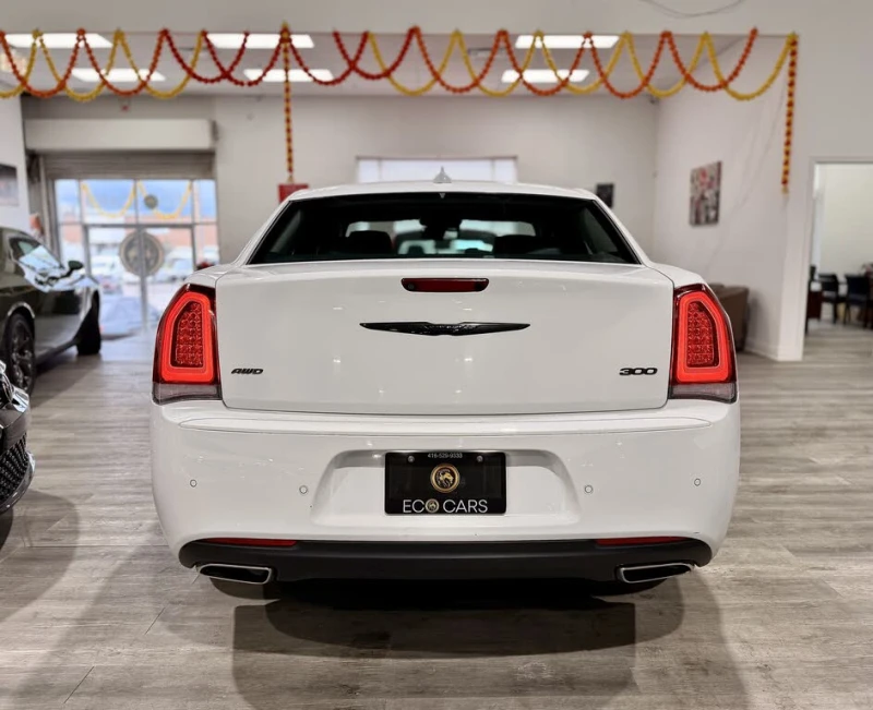 Chrysler 300c Touring L* AWD* АвтоКредит* (ЦЕНА ДО БГ), снимка 9 - Автомобили и джипове - 53281002