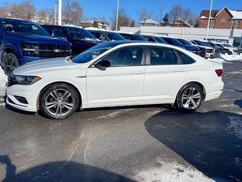 VW Jetta Highline FWD* АвтоКредит* (Цена до БГ) , снимка 3 - Автомобили и джипове - 53403416