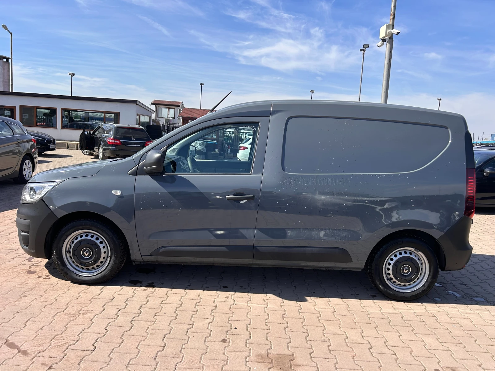 Renault Express 1.5DCI NAVI EURO 6 - изображение 10