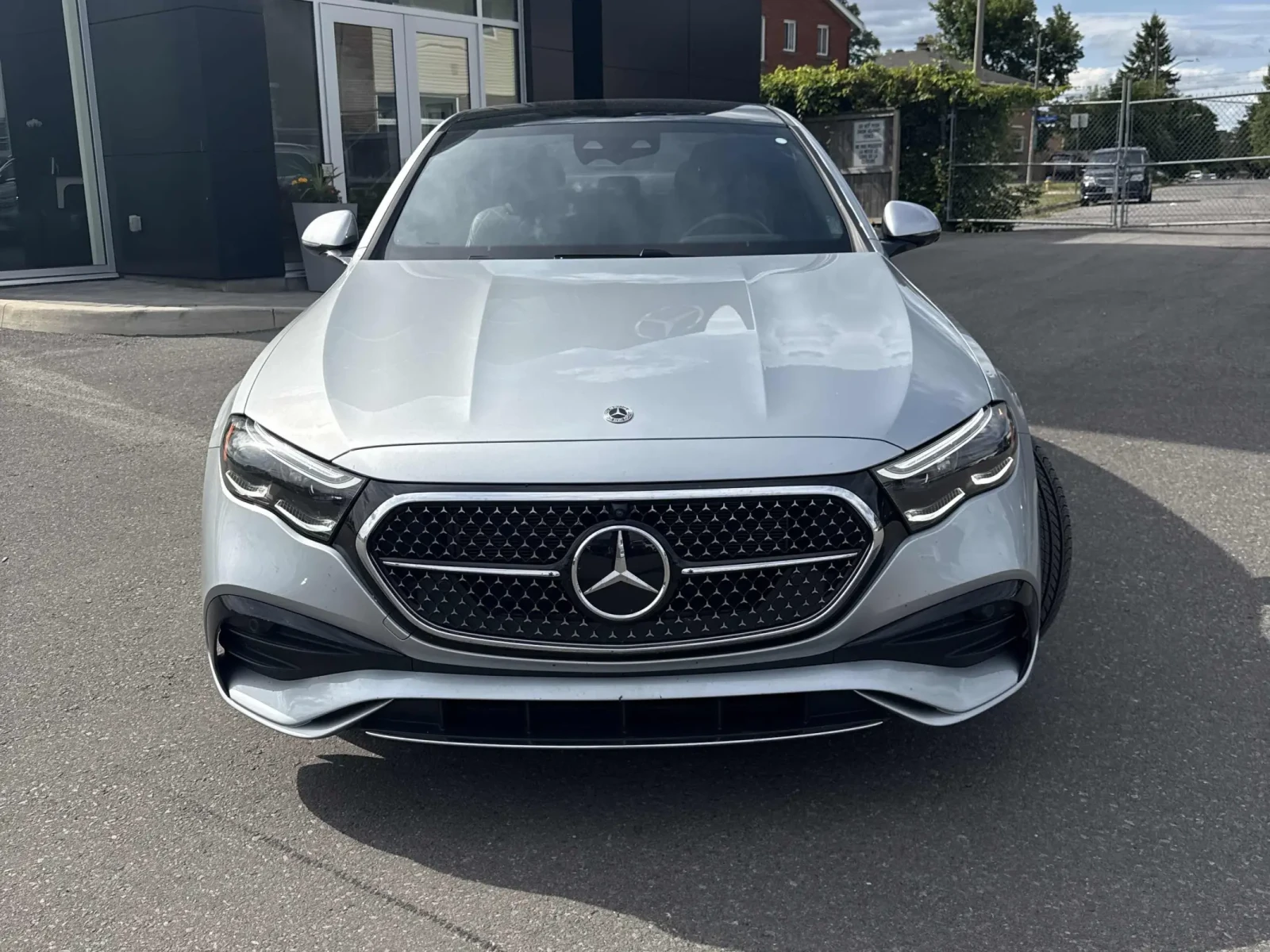 Mercedes-Benz E 450 * CARFAX* ОПЦИЯ ЗА ФИНАНСИРАНЕ*  - изображение 2