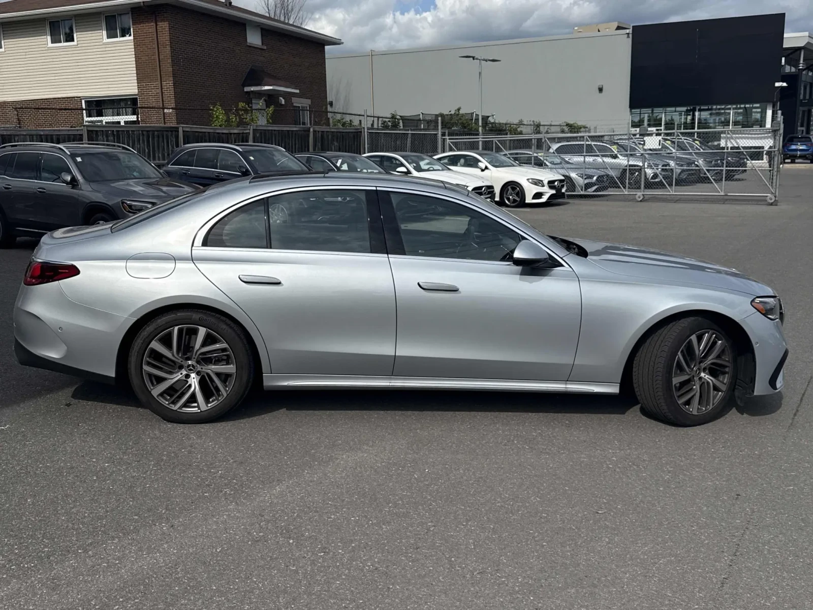 Mercedes-Benz E 450 * CARFAX* ОПЦИЯ ЗА ФИНАНСИРАНЕ*  - изображение 5