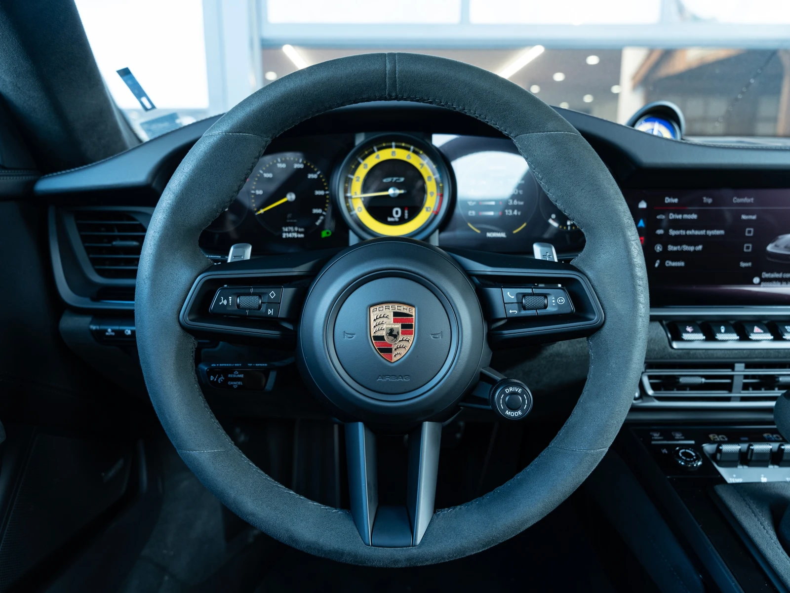 Porsche 911 GT3 Club Sport  - изображение 9