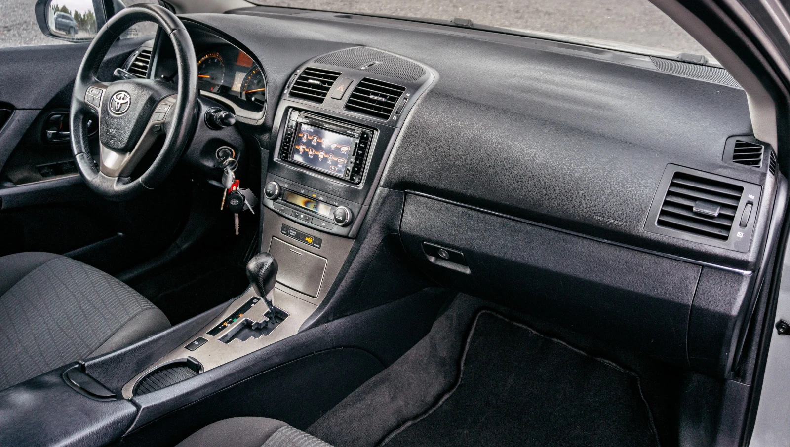 Toyota Avensis 1.8 VVT-i Automatic | С ГАРАНЦИЯ  - изображение 10