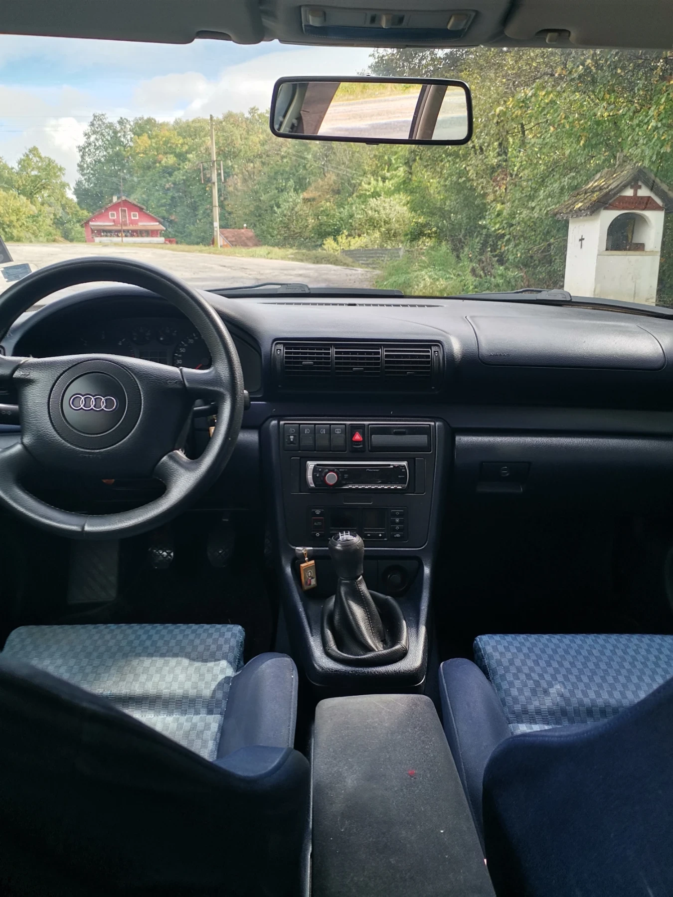 Audi A4  - изображение 9